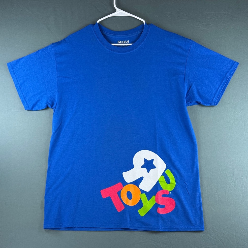 Toys R Us Blue Graphic T-Shirt with Colorful Logo